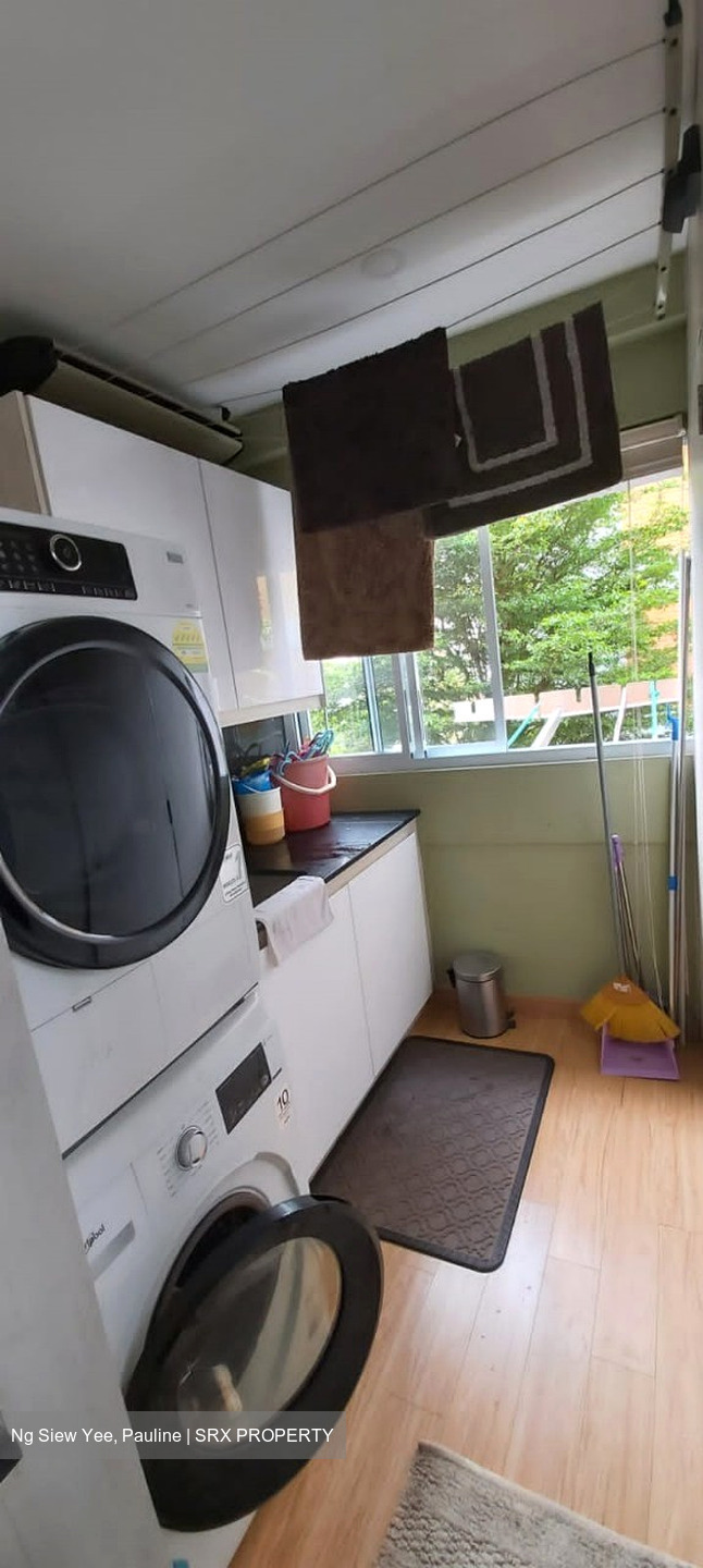 Blk 314 Jurong East Street 32 (Jurong East), HDB 5 Rooms #518044911